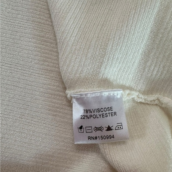 Belldini Winter White Long Sleeve Sweater Size L NWT - Picture 10 of 16